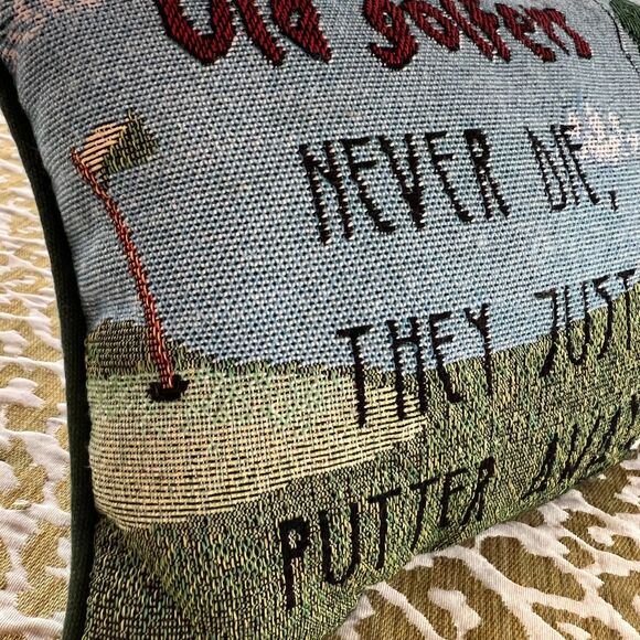 "Old golfers never die, they just putter away." 8x12 Needlepoint Pillow Gift EUC - Picture 6 of 9
